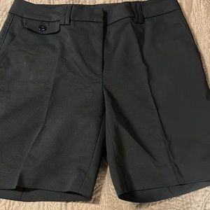 White House Black Market 7inch Short! Size 2